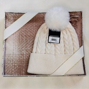 Nine West NWT cream pom pom beanie & tan + cream fringe scarf gift set in box